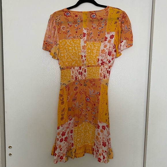 Forever 21 Summer Flowy Mini Dress - Picture 2 of 6